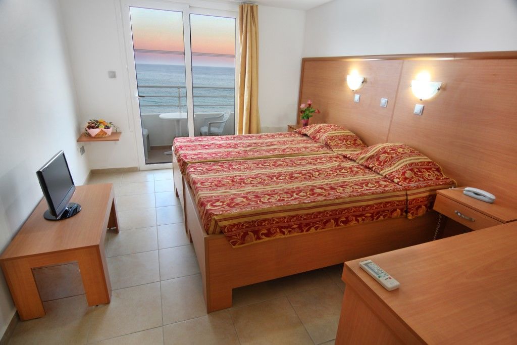 Hotel Ilyssion Pefki Екстериор снимка